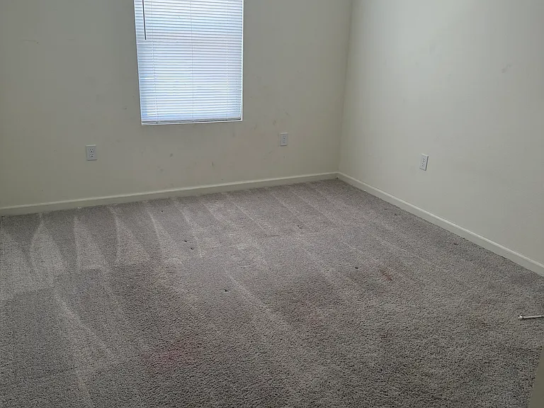 1694 Indiana Loop — Photo 12