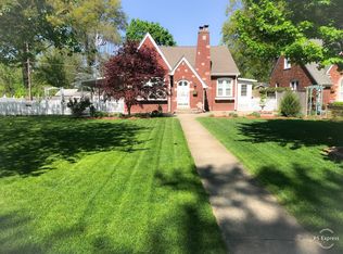 600 Garden Blvd, Belleville, IL 62220