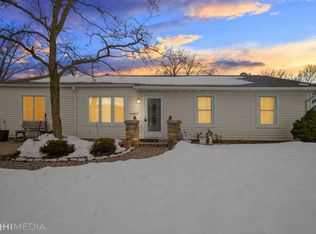 915 Mulberry Ln, Streamwood, IL
