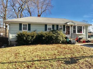 17 Middlesex Ave, Worcester, MA 01604