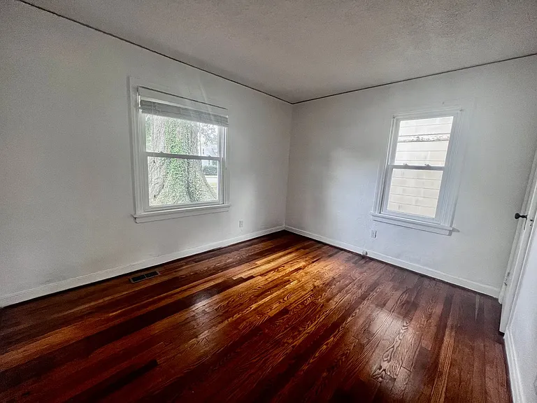 8121 Old Ocean View Rd — Photo 8