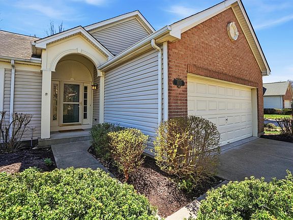 2nd image of 1013 Raintree Ln