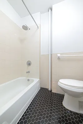 Rented by Keller Williams NYC | media 6