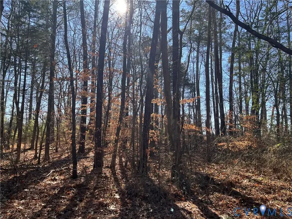 5701 Patterson Rd, Quinton, VA 23141