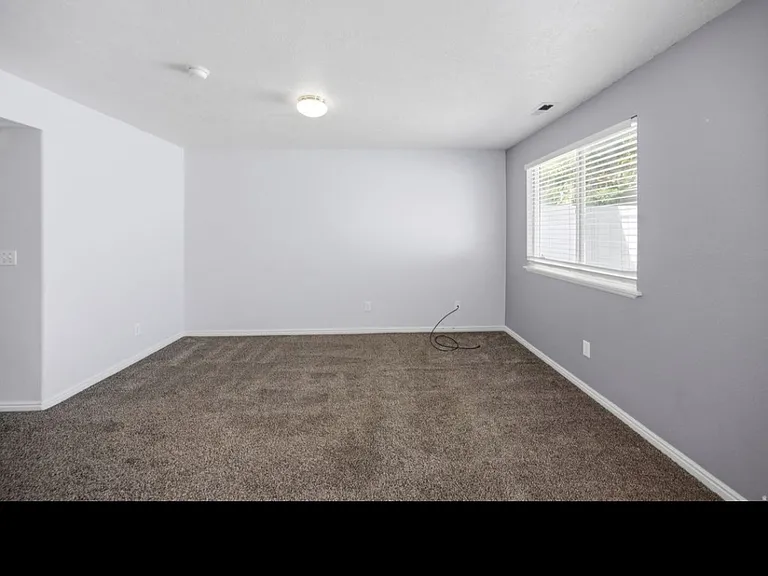 1436 W Mayapple Way — Photo 5