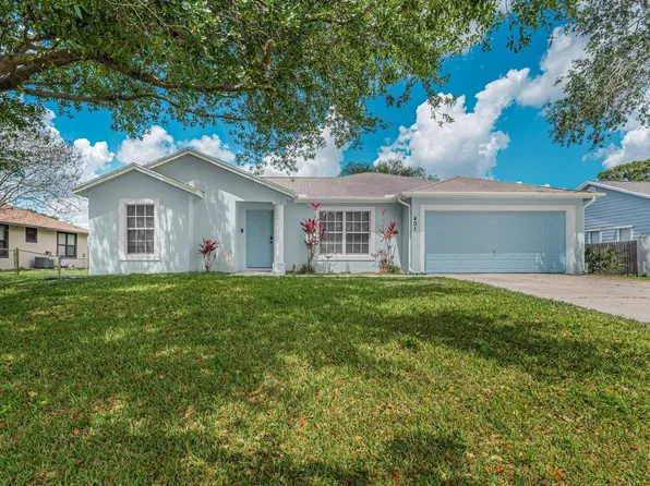401 SE Strait Avenue, Port St Lucie, FL 34983