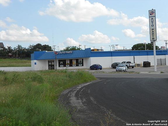 4th image of Naco Perrin Blvd