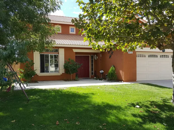12541 Loma Verde Dr, Victorville, CA 92392