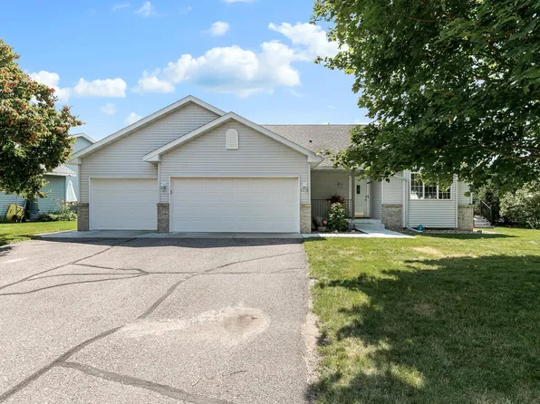 1296 Fieldstone Dr, Sauk Rapids, MN 56379