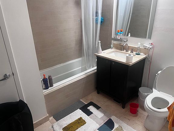 5th image of 88 Morgan St APT 1807