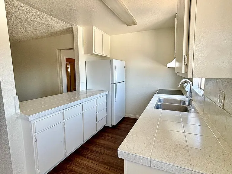 3140 Midway Dr #A313 — Photo 2