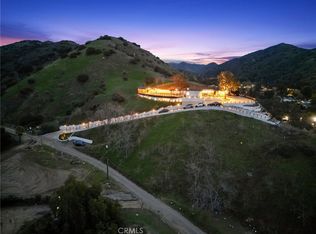 9250 Del Arroyo Dr, Sun Valley, CA 91352