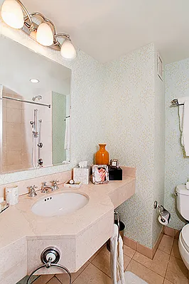 Sold by CitiSuites International Realty | media 5