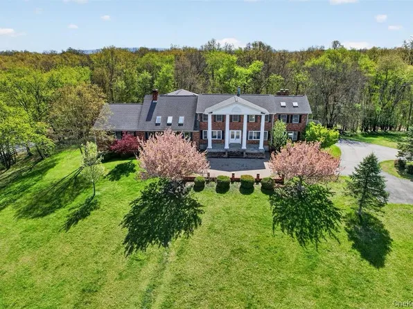 285 Hill Rd, Middletown, NY 10940