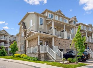 371A Westwood Dr, Kitchener, ON N2M5P2