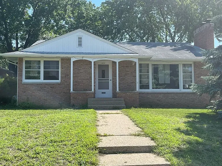 6015 Newton Ave S — Photo 1