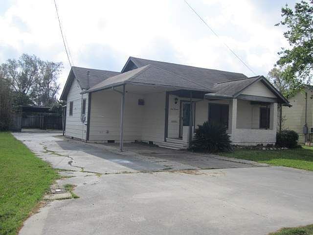 1st image of 913 Washington St