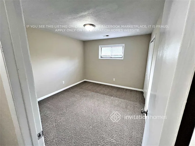 5006 Stoney Point Cir — Photo 13