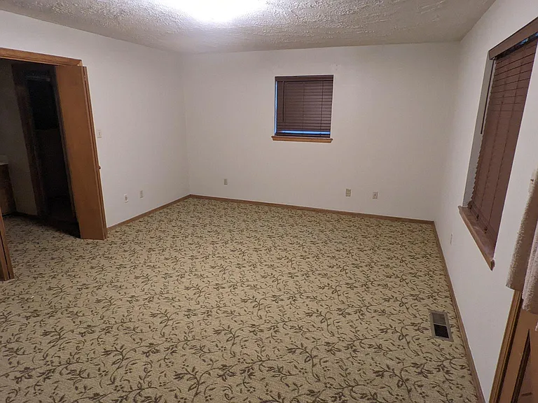 2657 Chateau Dr — Photo 45