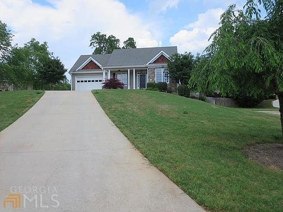 2nd image of 4946 Cedar Trace Ct