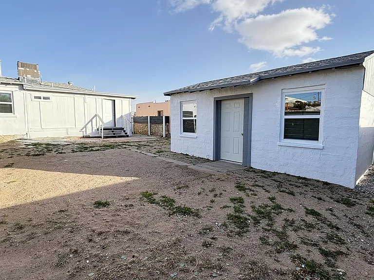 821 Olson St #B-1 — Photo 20