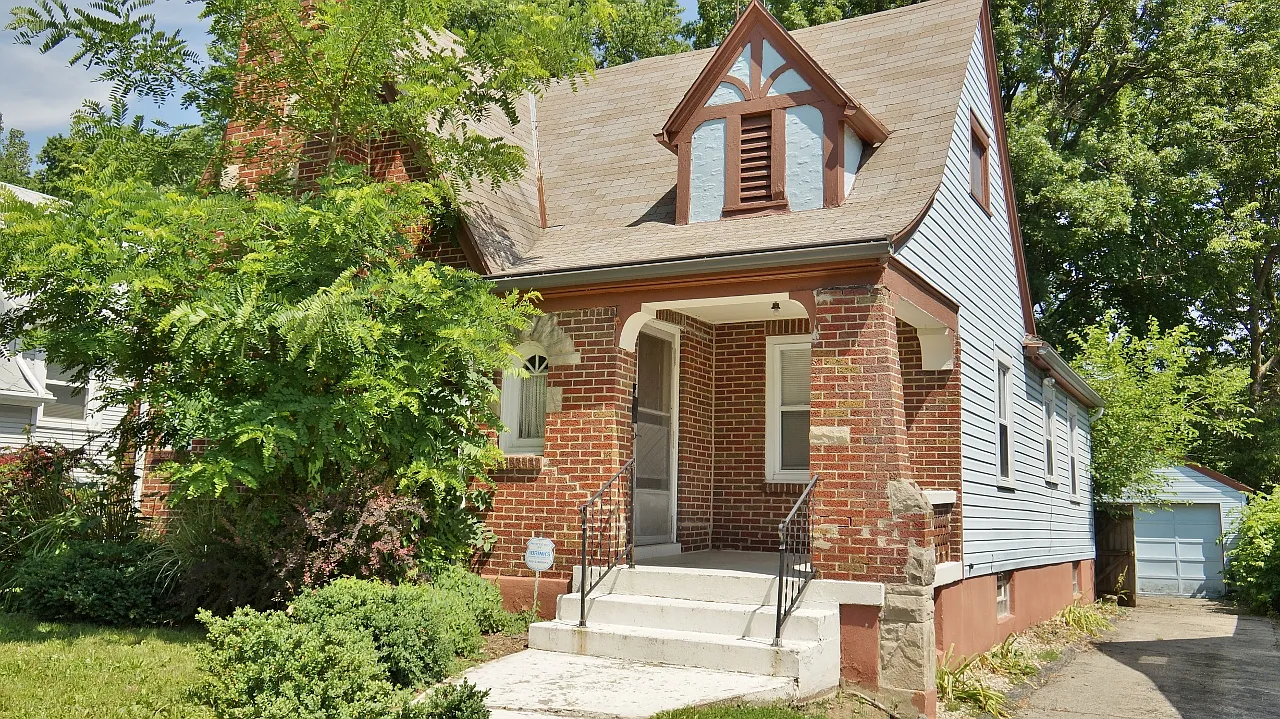 217 Marathon Ave photo 1