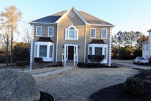 2nd image of 2854 Carnegie Way SW