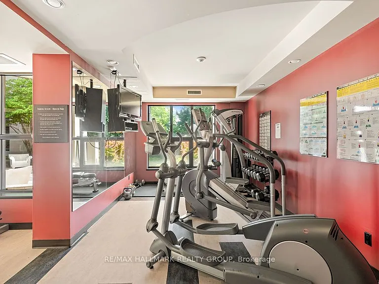 235 Kent St #514 — Photo 28