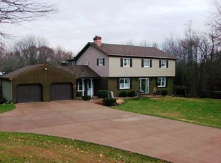 210 McKenzie Rd, Clinton, PA 15026