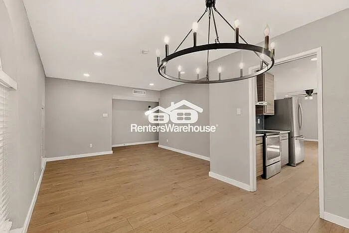 913 Overdowns Dr — Photo 24