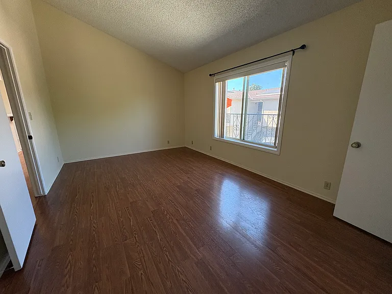 Huge bedroom with cathedral ceilings and private bathroom
