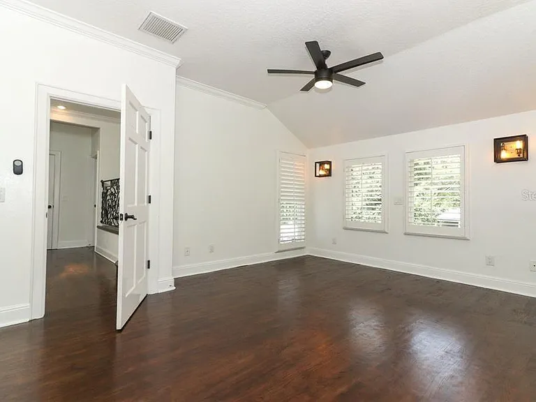 1442 Palm Ave — Photo 17