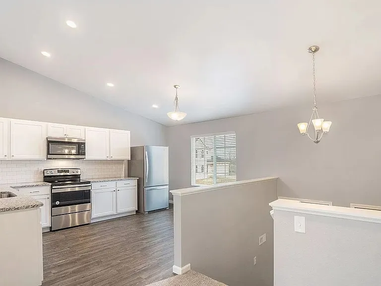 2375 Bethie Dr — Photo 5