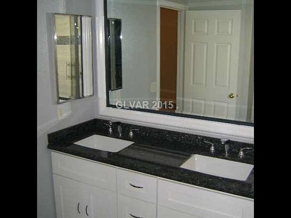 4th image of 11136 Harvest Hill Ln