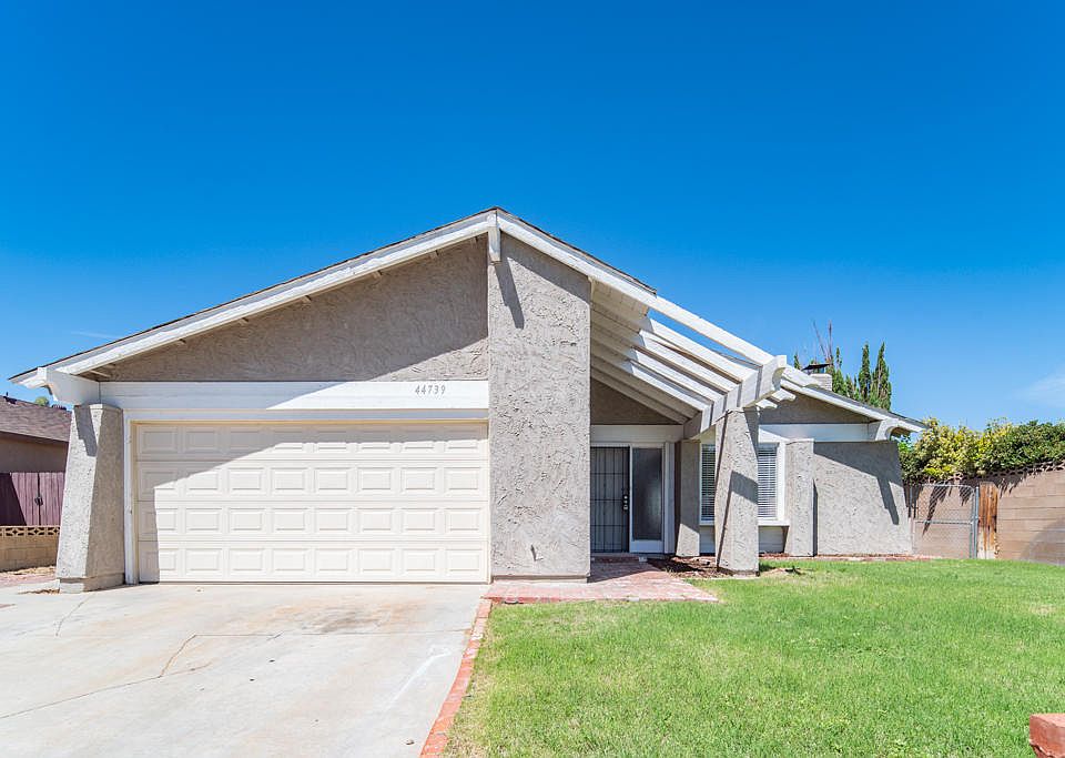 1st image of 44739 Palm Vista Ave