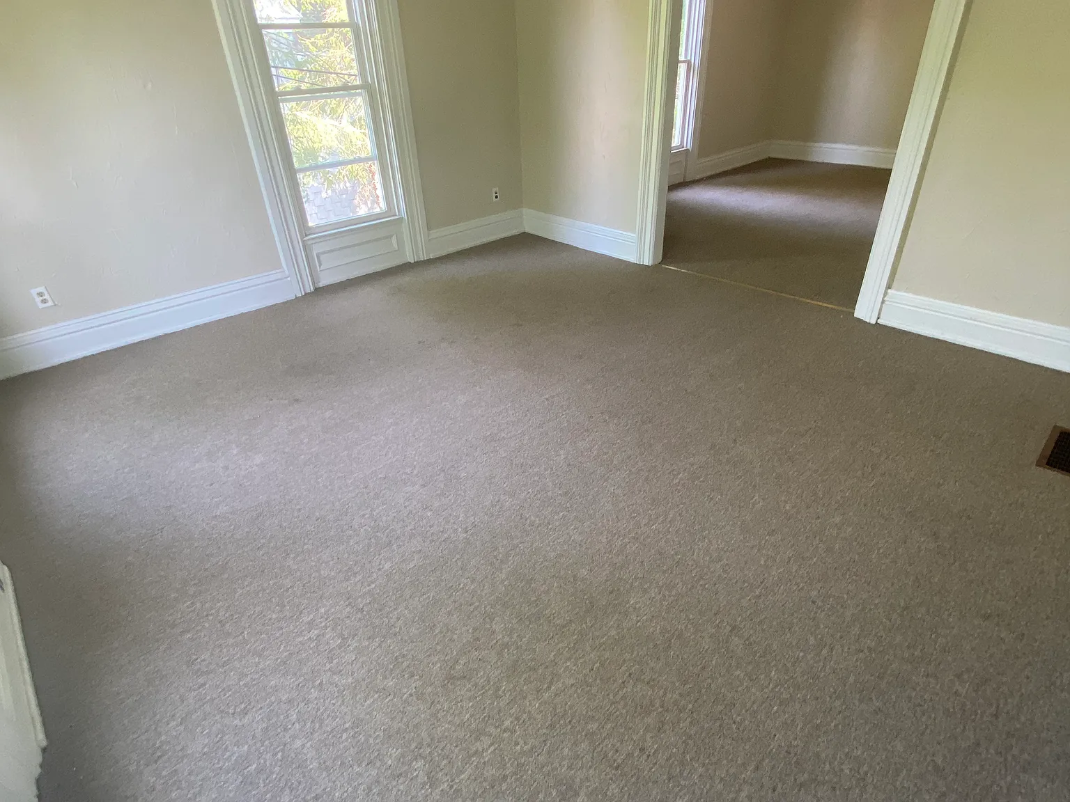 914 State St — Photo 3
