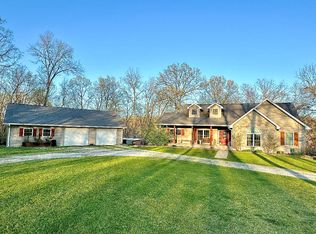 2760 Bado Rd, Cabool, MO 65689