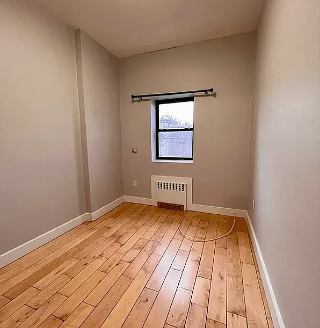 399 Chauncey Street — Photo 2