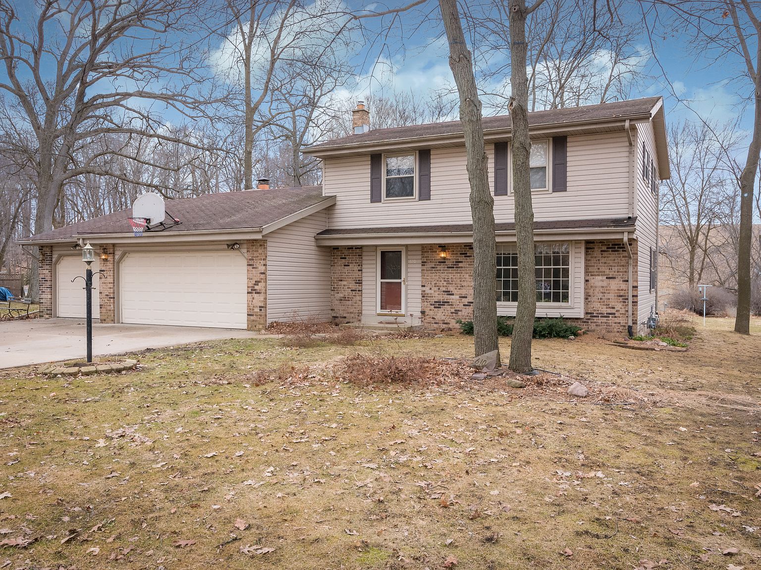 610 River Dr, Mayville, WI 53050 | Zillow