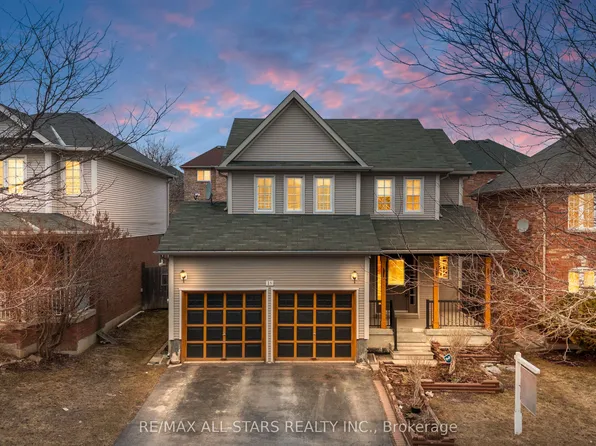 18 Reddenhurst Cres, Georgina, ON L4P 4G1