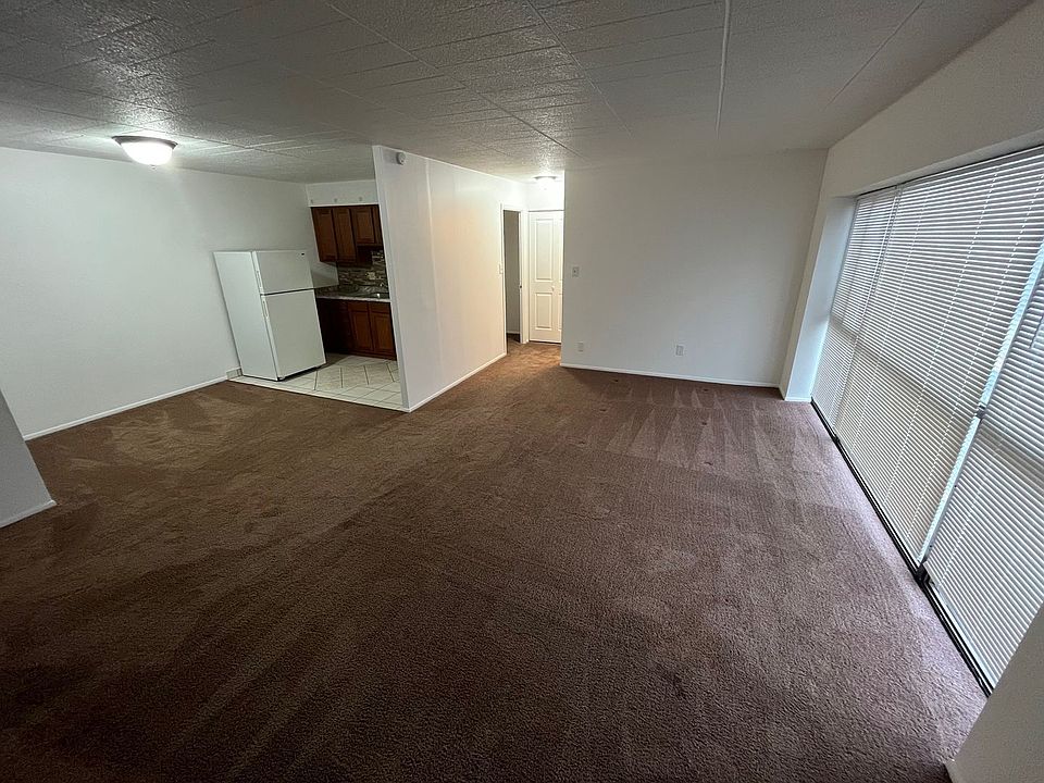 1st image of 604 Shaw Ave APT 500