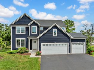 1170 Overhill Ct, Crystal Lake, IL 60012