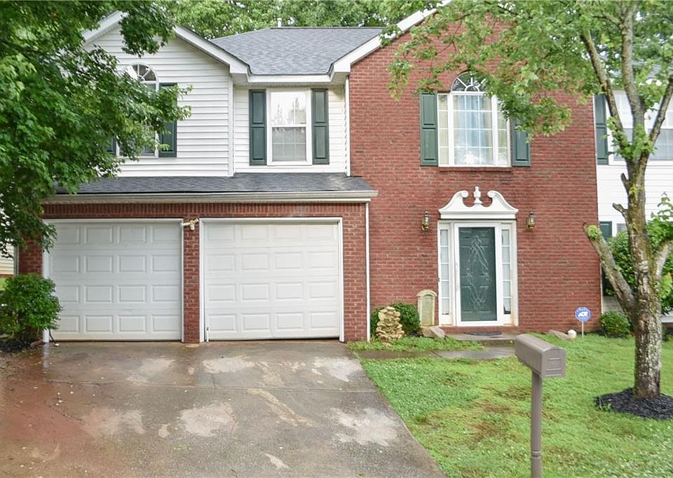 1st image of 4490 Carriage Park Dr