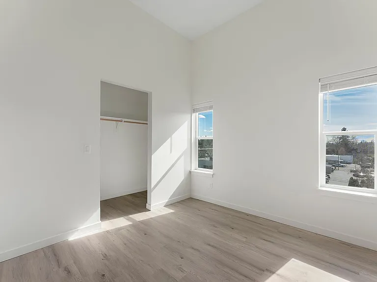 1820 NE Davis St #307 — Photo 19