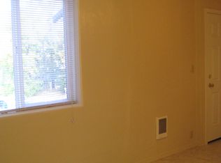621 Chestnut St #3, Mount Shasta, CA 96067