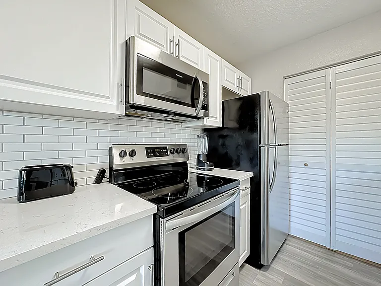 11540 Westwood Blvd #218 — Photo 8