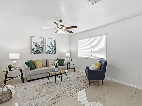 4th image of 11808 Raintree Lake Ln APT C