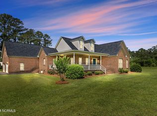 180 Woodrow McCoy Rd, Cove City, NC 28523