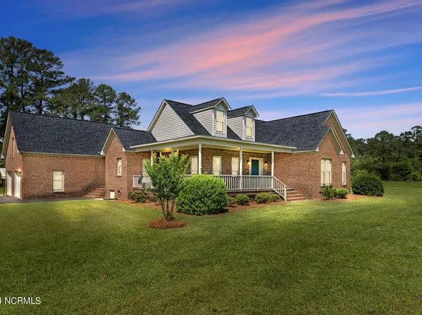 180 Woodrow Mccoy Road, Cove City, NC 28523
