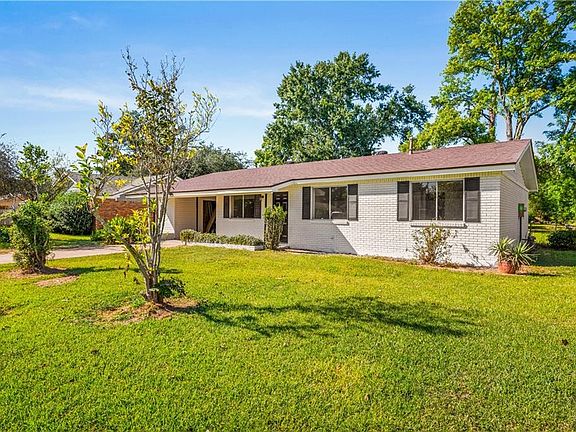 3rd image of 5716 Skylark Dr
